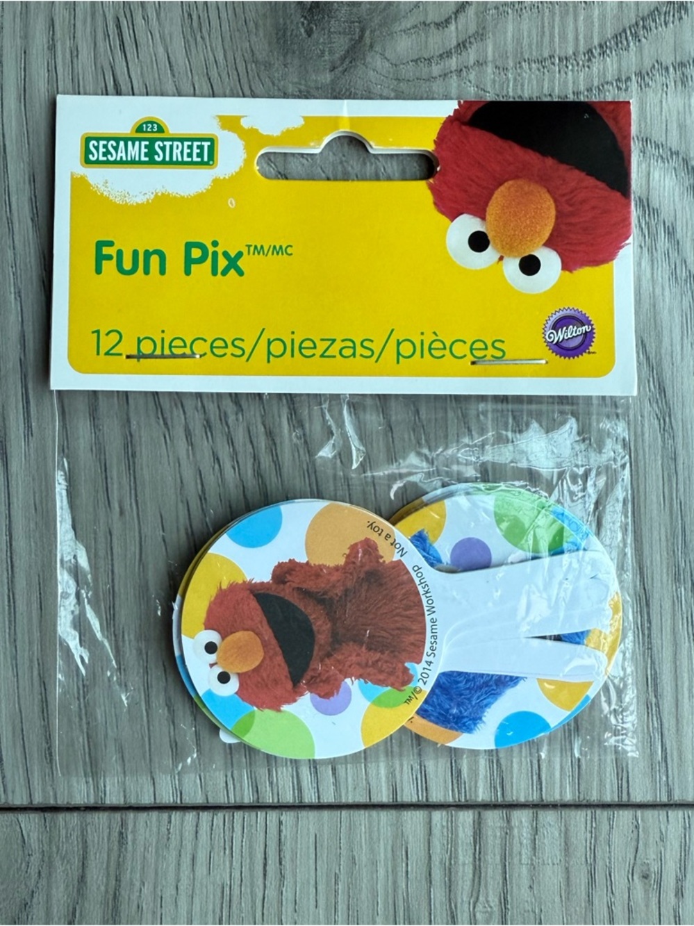 Sesame Street Fun Pix Cupcake Toppers 12 Count